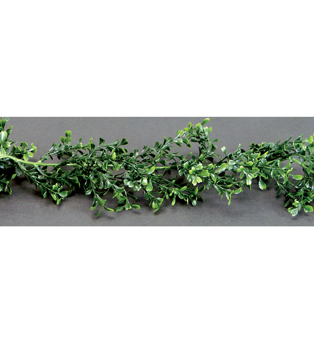 Boxwood Garland 96"L